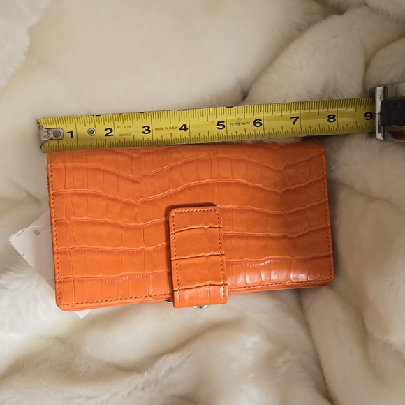 mundi Handbags - Mundi faux leather wallet